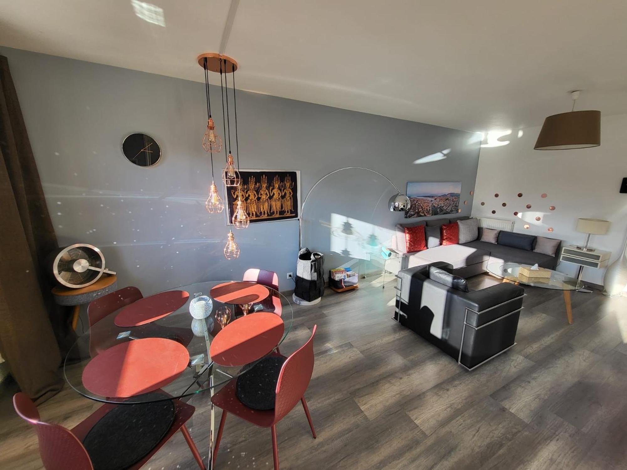Tichnich Appartement - 2 Bedrooms - 1 Min Away From Train Station Annemasse Eksteriør bilde
